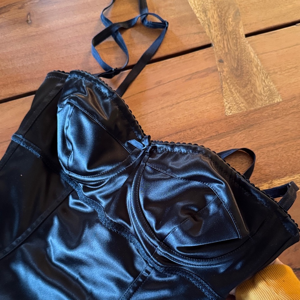 NWT Dolce & Gabbana black silky bodysuit - Picture 9 of 9